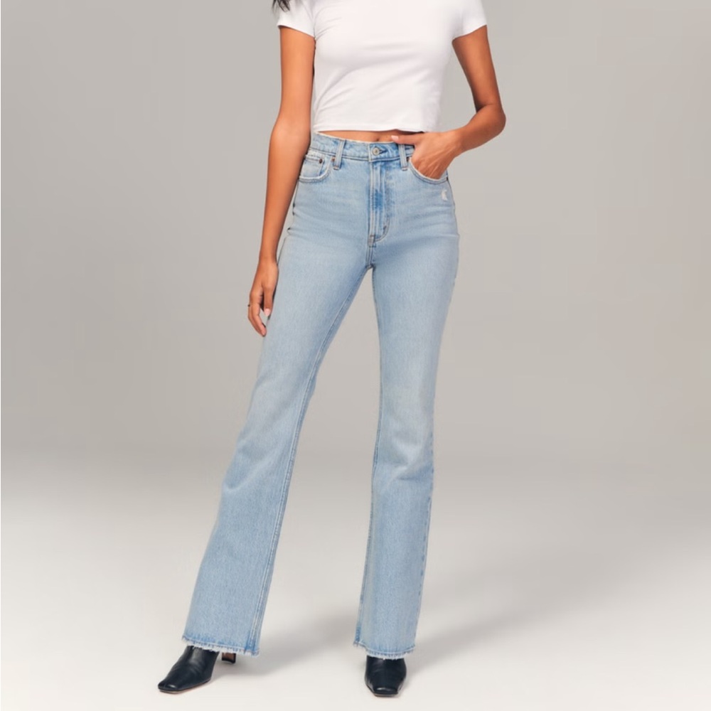 Abercrombie & Fitch High Rise Vintage Flare Jean